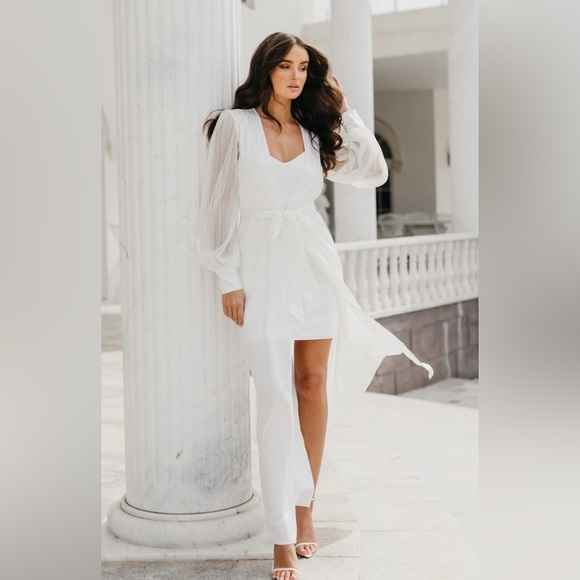 Le Rose Stories Alaina Pleated Sleeve Satin Maxi Bridal Robe and Slip Set - Picture 1 of 8